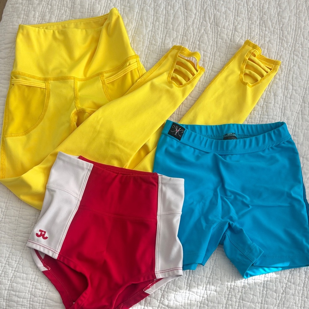 Yellow Leggings and Colorful Shorts Set
